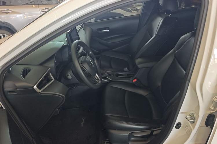 Used Toyota Corolla 2021 1.2T S-CVT Pioneer PLUS Edition Left Front Seat