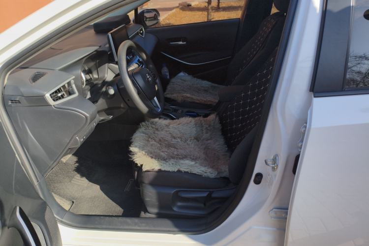 Used Toyota Corolla 2021 Dual-Motor 1.8L E-CVT Elite Edition Left Front Seat