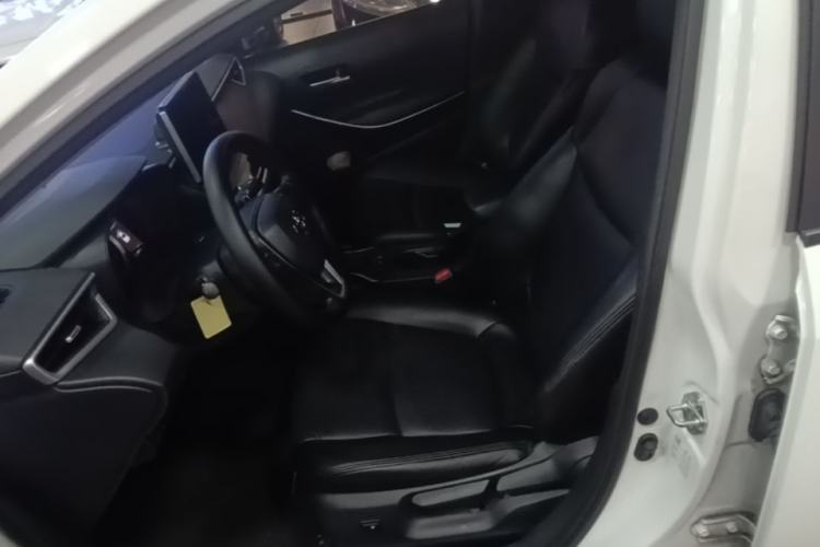 Used Toyota Corolla 2021 Dual-Motor 1.8L E-CVT Elite Edition Left Front Seat