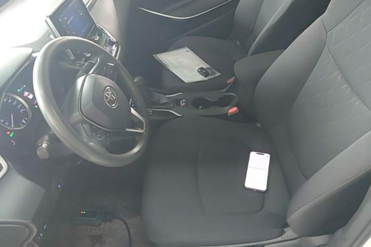 Used Toyota Corolla 2021 Dual-Motor 1.8L E-CVT Elite Edition Left Front Seat