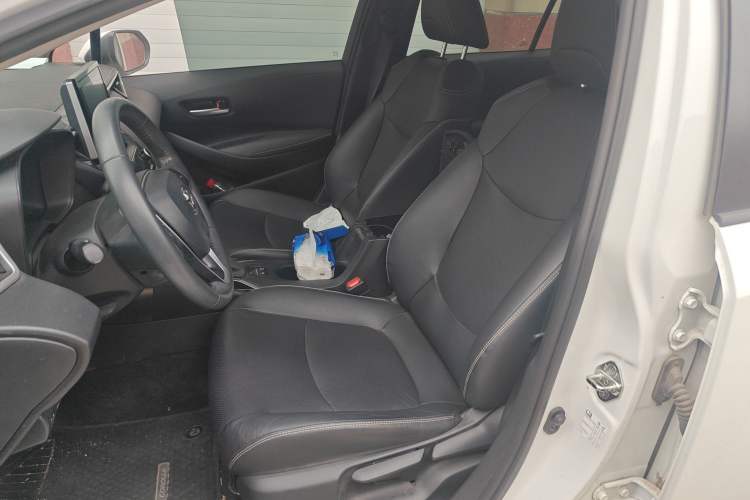 Used Toyota Corolla 2021 1.2T S-CVT Luxury Edition Left Front Seat