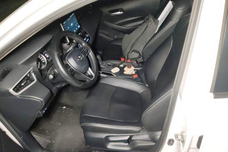 Used Toyota Corolla 2021 TNGA 1.5L CVT Elite Edition Left Front Seat