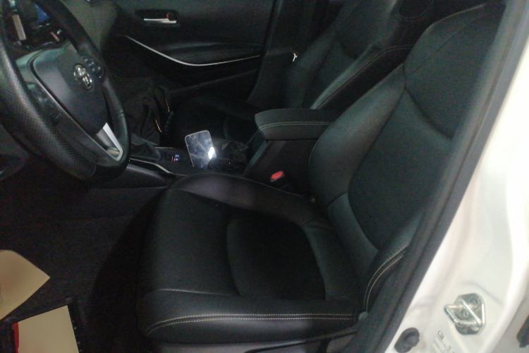 Used Toyota Corolla 2021 Dual-Motor 1.8L E-CVT Elite Edition Left Front Seat
