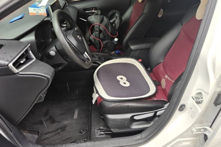Used Toyota Corolla 2021 Dual-Motor 1.8L E-CVT Elite Edition Left Front Seat