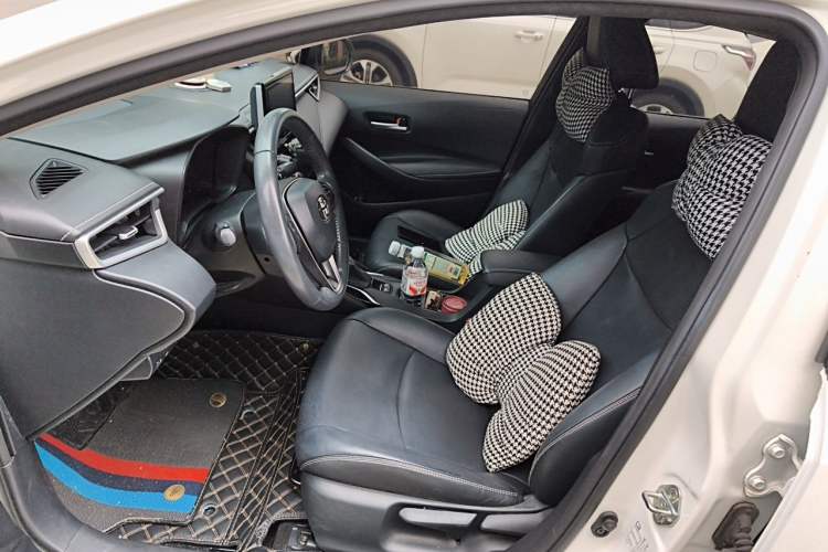 Used Toyota Corolla 2021 1.2T S-CVT Luxury Edition Left Front Seat