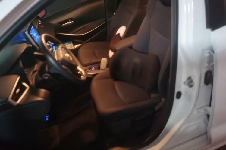 Used Toyota Corolla 2021 Dual-Motor 1.8L E-CVT Elite Edition Left Front Seat