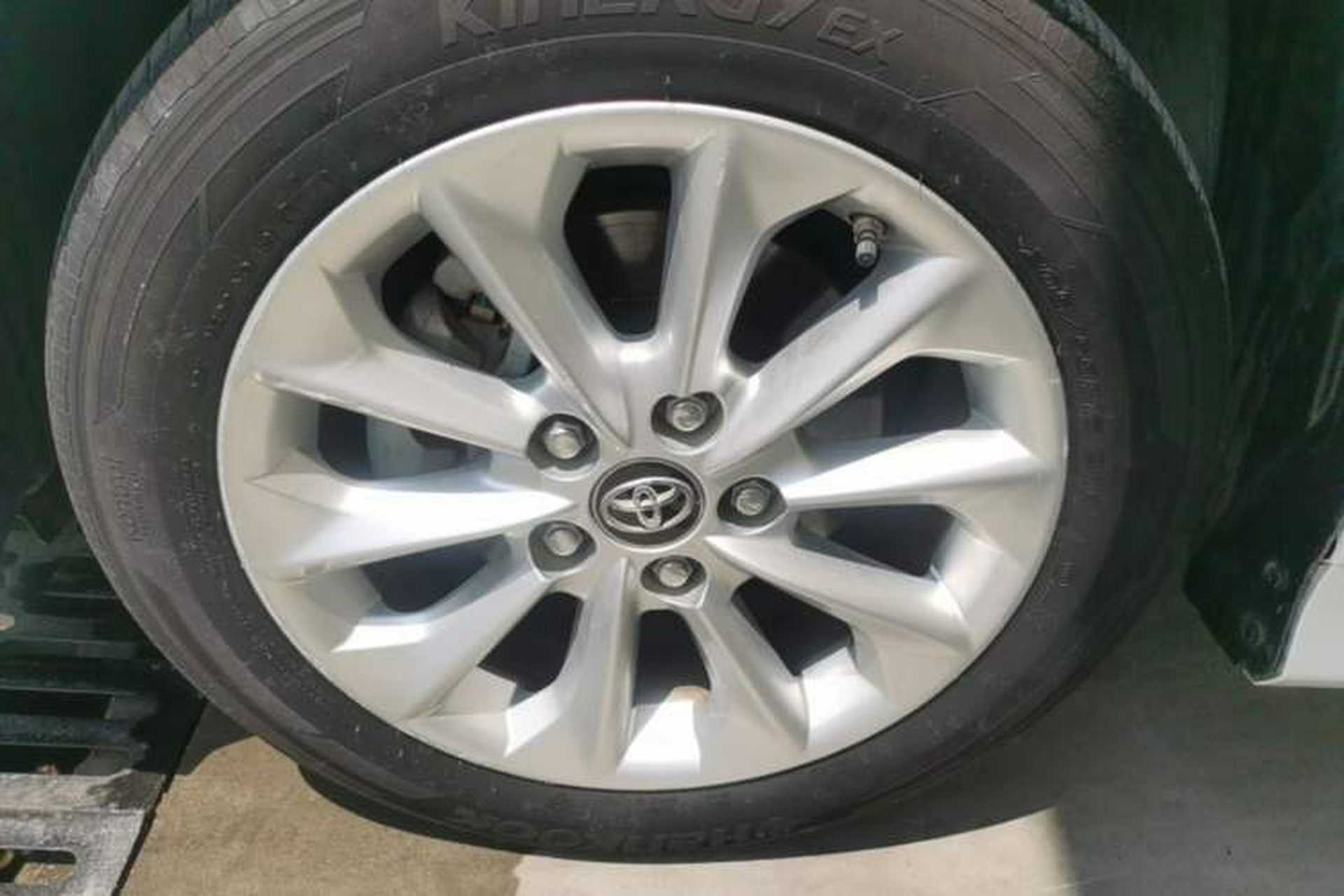 Used Toyota Corolla 2021 1.2T S-CVT Elite PLUS Edition Left Front Wheel Hub