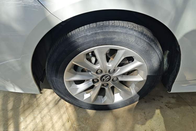 Used Toyota Corolla 2021 Dual-Motor 1.8L E-CVT Elite Edition Left Front Wheel Hub
