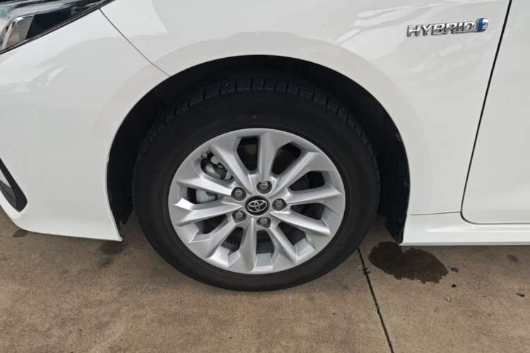 Used Toyota Corolla 2021 Dual-Motor 1.8L E-CVT Elite Edition Left Front Wheel Hub