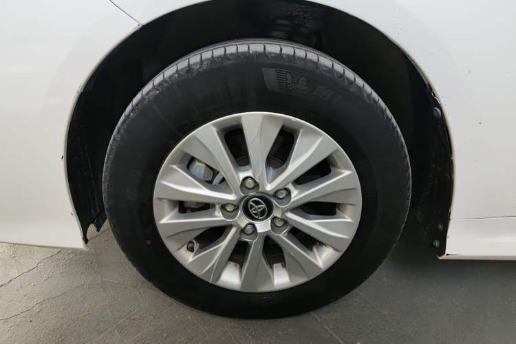 Used Toyota Corolla 2021 1.2T S-CVT Pioneer PLUS Edition Left Front Wheel Hub