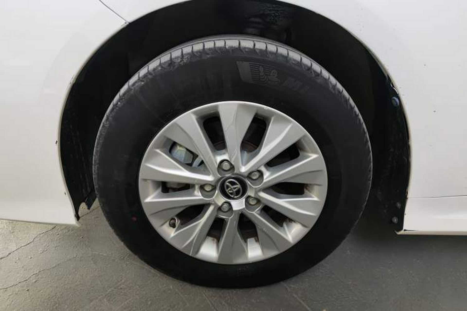 Used Toyota Corolla 2021 1.2T S-CVT Pioneer PLUS Edition Left Front Wheel Hub