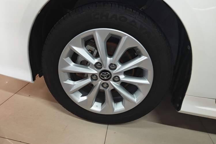 Used Toyota Corolla 2021 Dual-Motor 1.8L E-CVT Elite Edition Left Front Wheel Hub