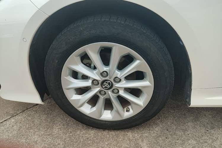 Used Toyota Corolla 2021 Dual-Motor 1.8L E-CVT Elite Edition Left Front Wheel Hub