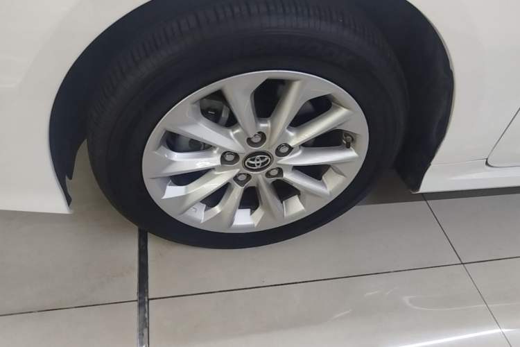 Used Toyota Corolla 2021 Dual-Motor 1.8L E-CVT Elite Edition Left Front Wheel Hub