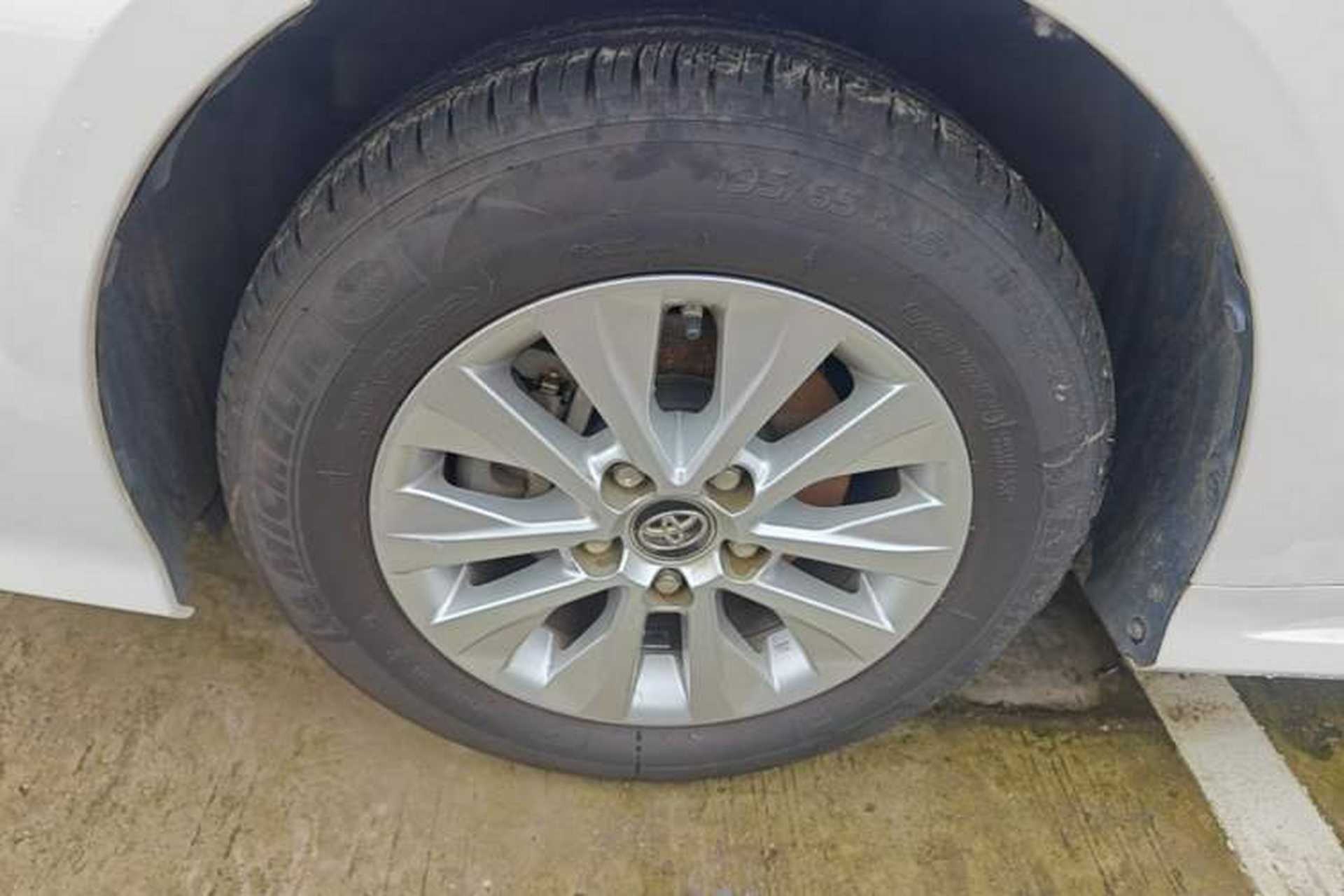 Used Toyota Corolla 2021 1.2T S-CVT Pioneer Edition Left Front Wheel Hub