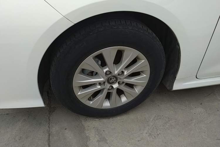 Used Toyota Corolla 2021 TNGA 1.5L CVT Elite Edition Left Front Wheel Hub