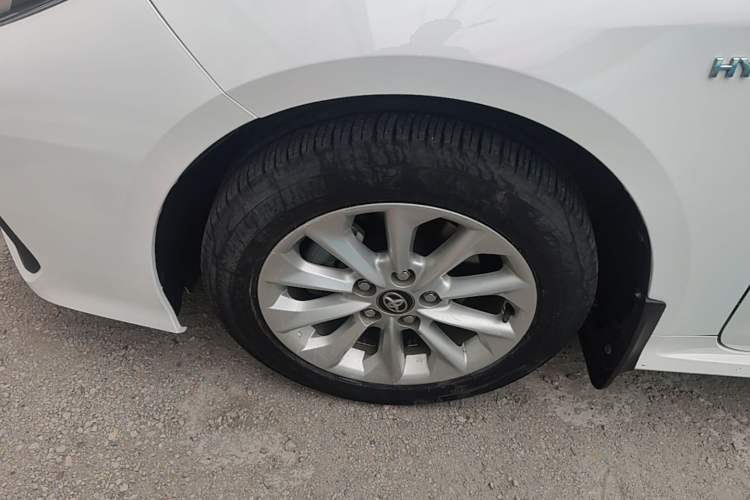 Used Toyota Corolla 2021 Dual-Motor 1.8L E-CVT Elite Edition Left Front Wheel Hub
