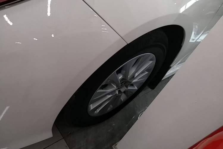 Used Toyota Corolla 2021 TNGA 1.5L CVT Elite Edition Left Front Wheel Hub