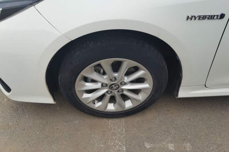 Used Toyota Corolla 2021 Dual-Motor 1.8L E-CVT Elite Edition Left Front Wheel Hub