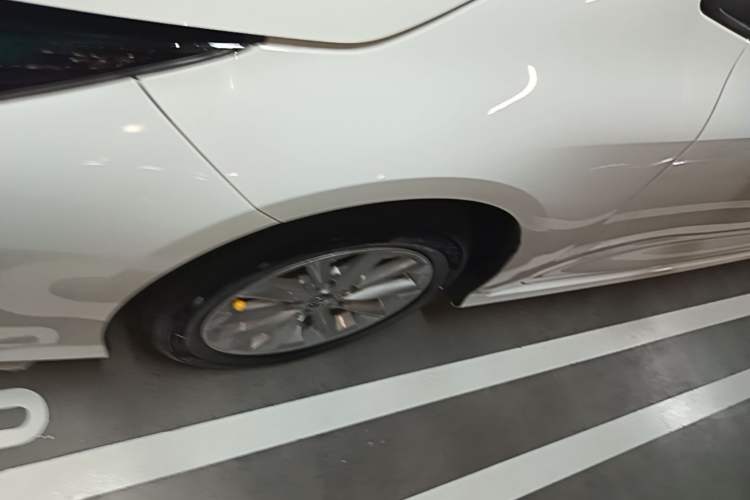 Used Toyota Corolla 2021 1.2T S-CVT Elite PLUS Edition Left Front Wheel Hub
