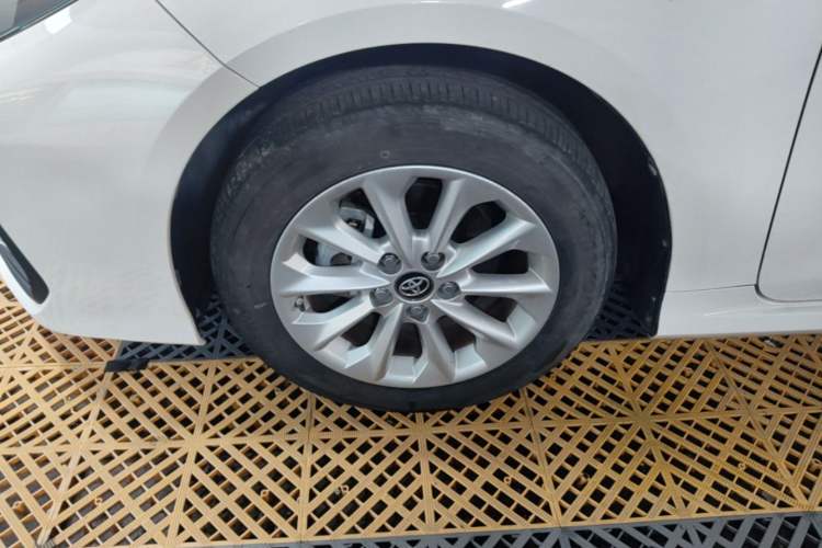 Used Toyota Corolla 2021 Dual-Motor 1.8L E-CVT Elite Edition Left Front Wheel Hub