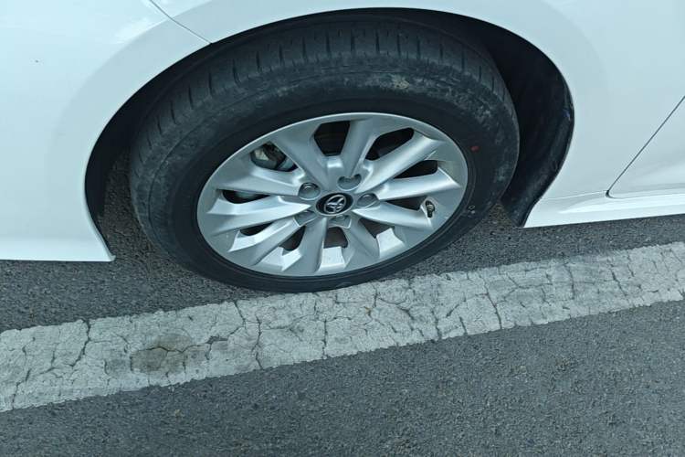 Used Toyota Corolla 2021 Dual-Motor 1.8L E-CVT Elite Edition Left Front Wheel Hub