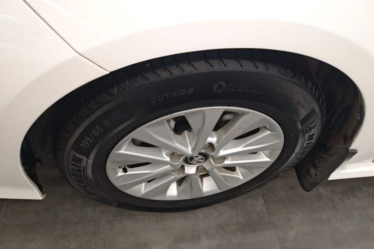 Used Toyota Corolla 2021 TNGA 1.5L CVT Elite Edition Left Front Wheel Hub
