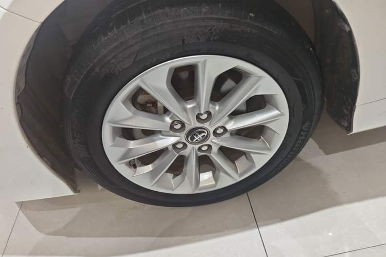 Used Toyota Corolla 2021 Dual-Motor 1.8L E-CVT Elite Edition Left Front Wheel Hub