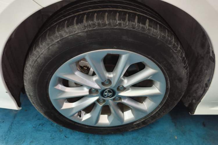 Used Toyota Corolla 2021 Dual-Motor 1.8L E-CVT Elite Edition Left Front Wheel Hub