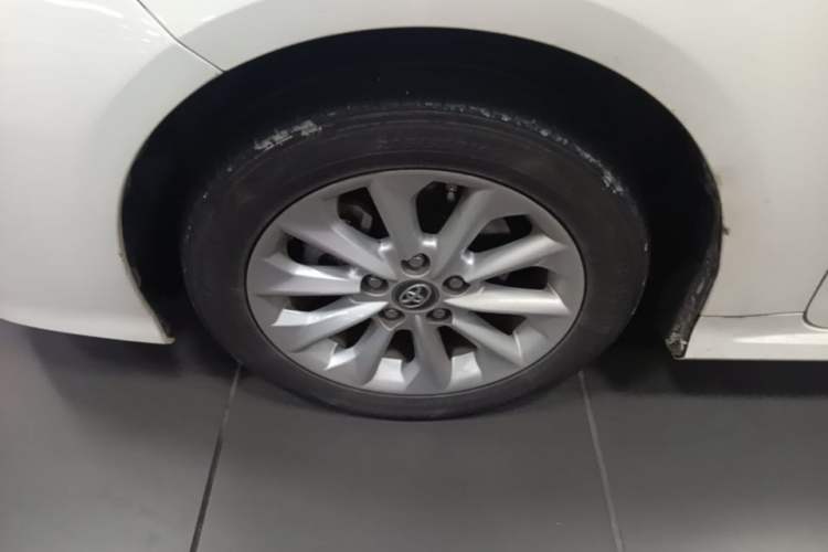 Used Toyota Corolla 2021 Dual-Motor 1.8L E-CVT Elite Edition Left Front Wheel Hub