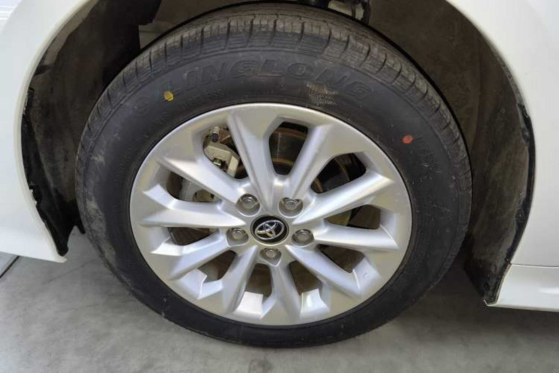 Used Toyota Corolla 2021 Dual-Motor 1.8L E-CVT Elite Edition Left Front Wheel Hub