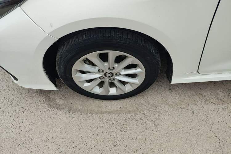 Used Toyota Corolla 2021 Dual-Motor 1.8L E-CVT Elite Edition Left Front Wheel Hub