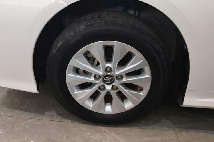 Used Toyota Corolla 2021 Dual-Engine 1.8L E-CVT Pioneer Edition Left Front Wheel Hub