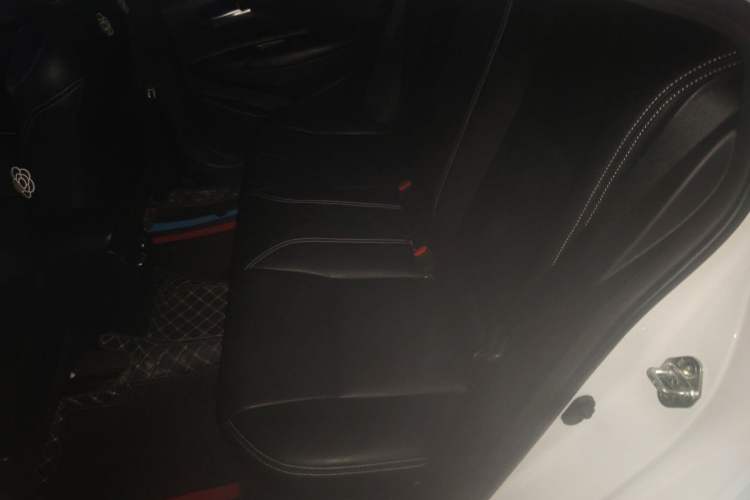 Used Toyota Corolla 2021 Dual-Motor 1.8L E-CVT Elite Edition Left Rear Seat