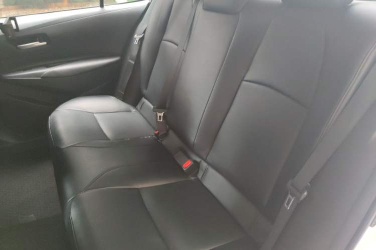 Used Toyota Corolla 2021 Dual-Motor 1.8L E-CVT Elite Edition Left Rear Seat