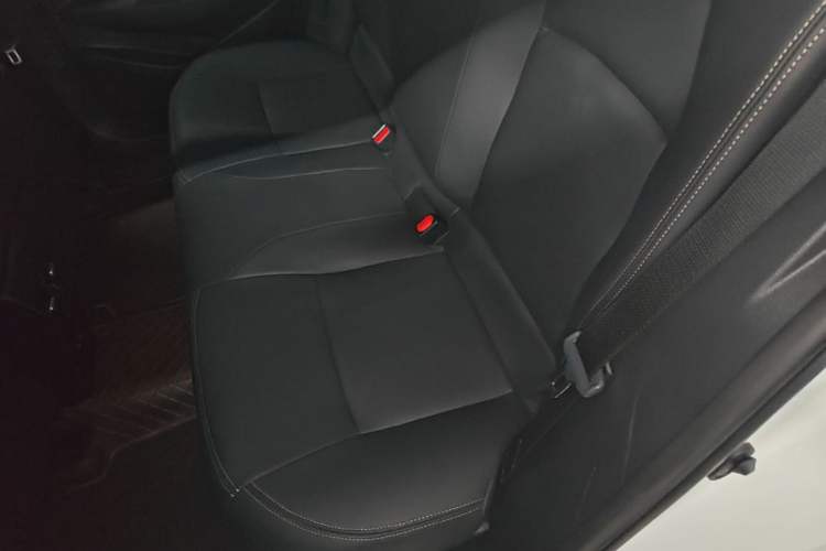 Used Toyota Corolla 2021 Dual-Motor 1.8L E-CVT Elite Edition Left Rear Seat
