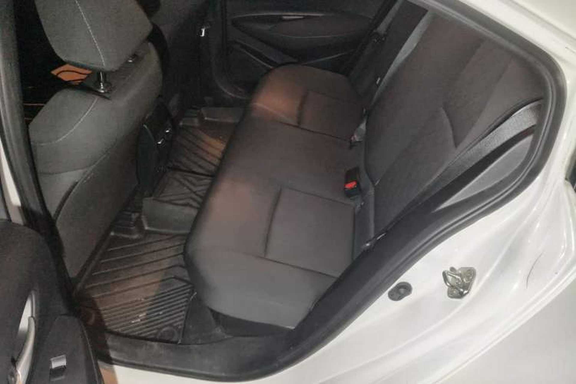 Used Toyota Corolla 2021 Dual-Motor 1.8L E-CVT Elite Edition Left Rear Seat