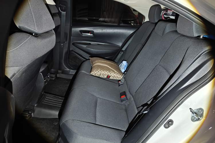 Used Toyota Corolla 2021 Dual-Motor 1.8L E-CVT Elite Edition Left Rear Seat