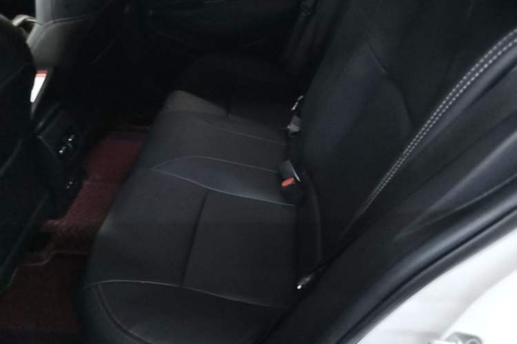 Used Toyota Corolla 2021 Dual-Motor 1.8L E-CVT Elite Edition Left Rear Seat