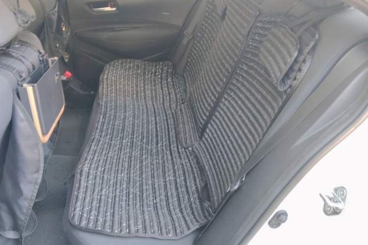 Used Toyota Corolla 2021 Dual-Motor 1.8L E-CVT Elite Edition Left Rear Seat