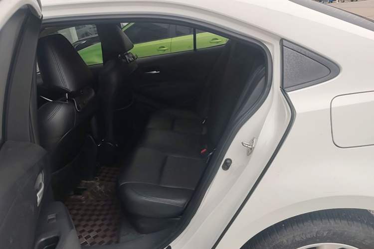 Used Toyota Corolla 2021 Dual-Motor 1.8L E-CVT Elite Edition Left Rear Seat