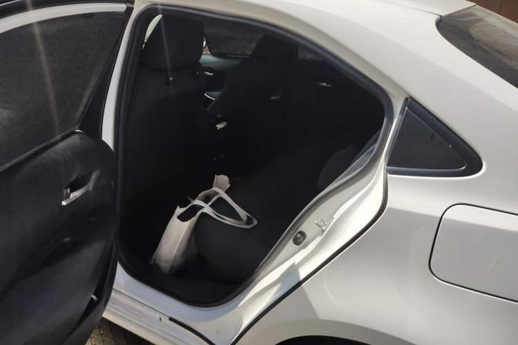 Used Toyota Corolla 2021 Dual-Motor 1.8L E-CVT Elite Edition Left Rear Seat