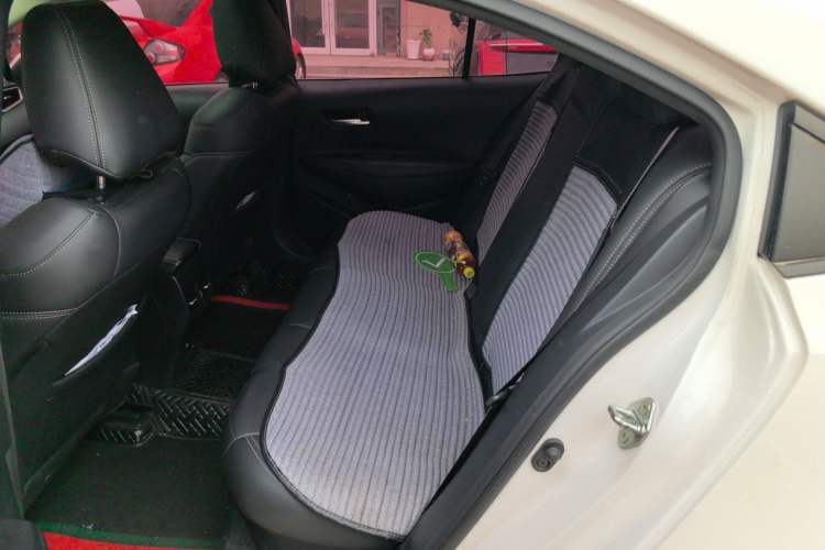 Used Toyota Corolla 2021 Dual-Motor 1.8L E-CVT Elite Edition Left Rear Seat
