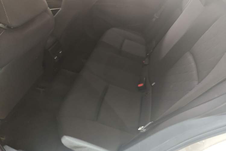 Used Toyota Corolla 2021 Dual-Motor 1.8L E-CVT Elite Edition Left Rear Seat