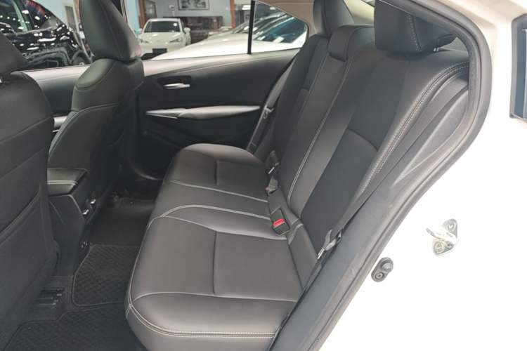 Used Toyota Corolla 2021 Dual-Motor 1.8L E-CVT Elite Edition Left Rear Seat
