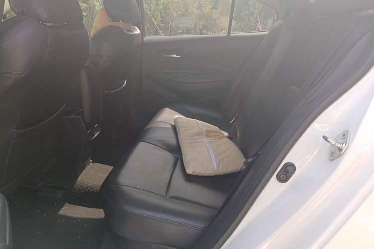 Used Toyota Corolla 2021 Dual-Motor 1.8L E-CVT Elite Edition Left Rear Seat