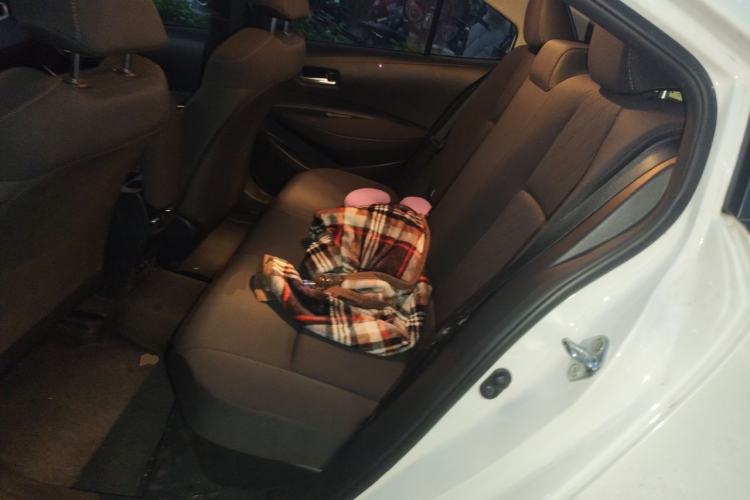 Used Toyota Corolla 2021 Dual-Motor 1.8L E-CVT Elite Edition Left Rear Seat