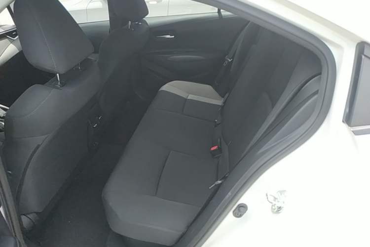 Used Toyota Corolla 2021 Dual-Motor 1.8L E-CVT Elite Edition Left Rear Seat