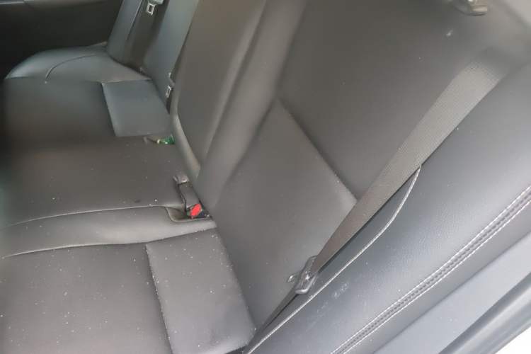Used Toyota Corolla 2021 Dual-Motor 1.8L E-CVT Elite Edition Left Rear Seat
