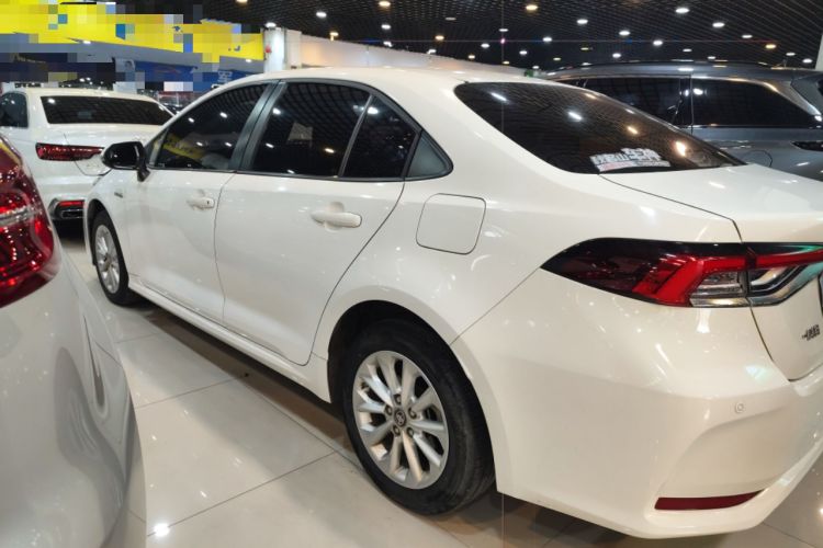 Used Toyota Corolla 2021 Dual-Motor 1.8L E-CVT Elite Edition Left Side